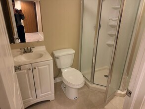 5685 Barney Ln in Columbus, OH - Building Photo - Building Photo