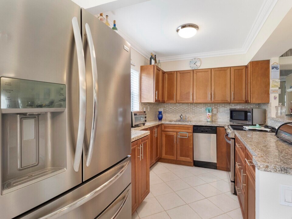 732 Monaco P in Delray Beach, FL - Building Photo