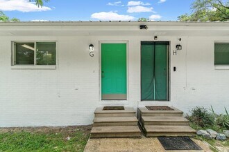 248 Four Mile Rd in Freeport, FL - Foto de edificio - Building Photo