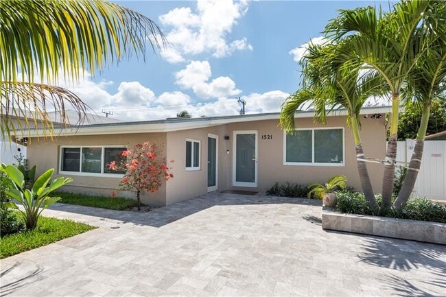 1521 NE 3rd Ave in Fort Lauderdale, FL - Building Photo - Building Photo
