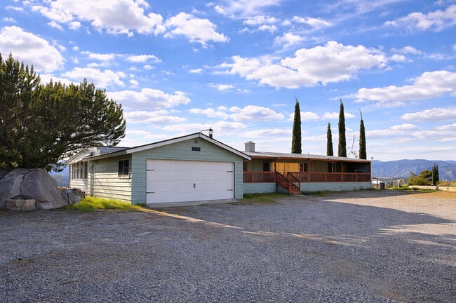 property at 121 Larch Ct