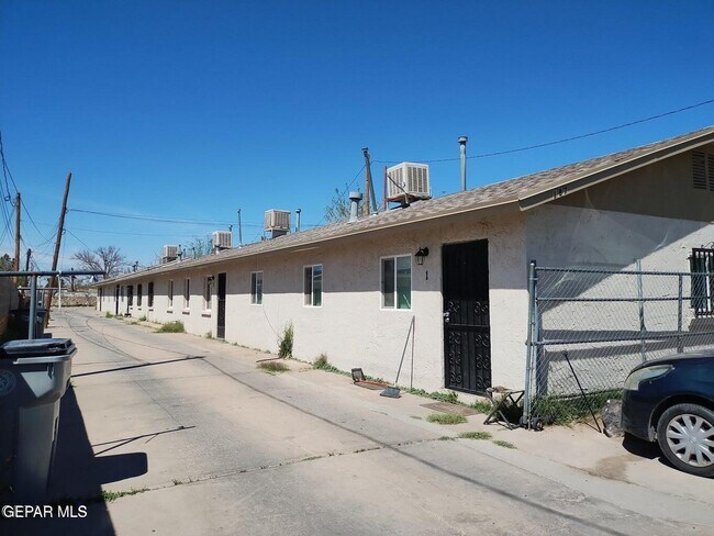 property at 187 N Awbrey St
