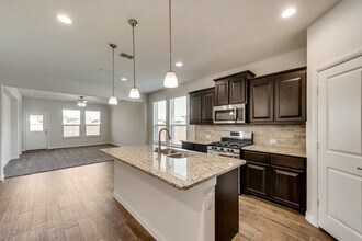 415 Helm Ln in Azle, TX - Building Photo - Building Photo