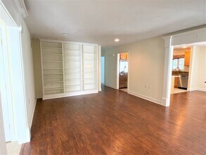 807 Ledgewood Way in Clinton, MA - Building Photo - Building Photo