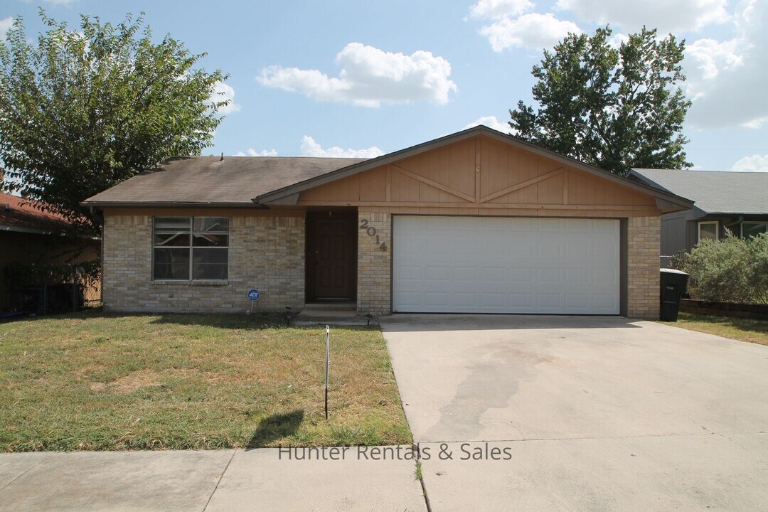2014 Newton Dr in Killeen, TX - Building Photo