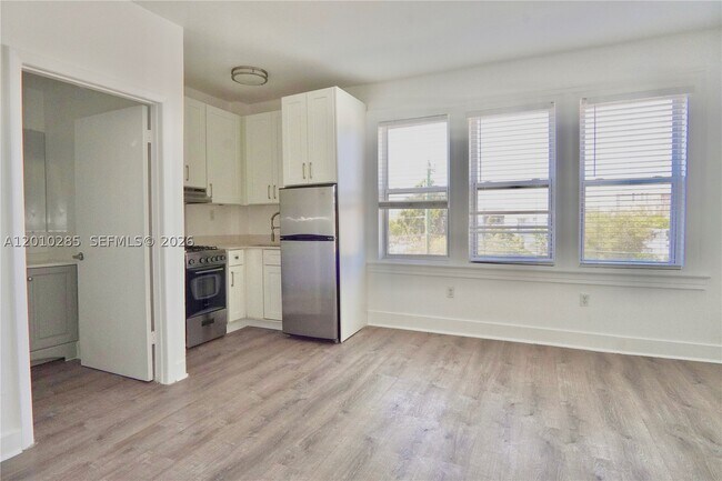 property at 501 SW 6th Ct