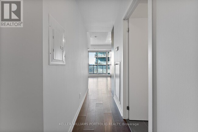 51-751 E Liberty St in Toronto, ON - Building Photo - Building Photo