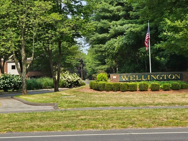 property at 18 Wellington Dr
