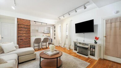 875 JFK Blvd E in Weehawken, NJ - Building Photo - Building Photo