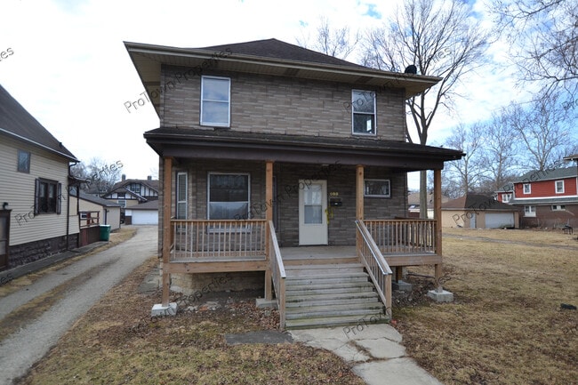 property at 508 2nd Ave