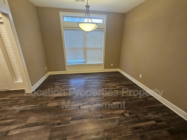 5742 Chimney Rocks Cir in Lawrence, KS - Building Photo - Building Photo