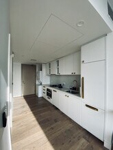 70 Rainey St, Unit 1307 in Austin, TX - Building Photo - Building Photo