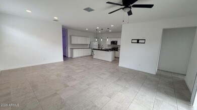 40145 W Hillman Dr in Maricopa, AZ - Building Photo - Building Photo