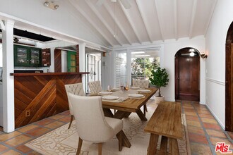 14842 Morrison St in Los Angeles, CA - Building Photo - Building Photo