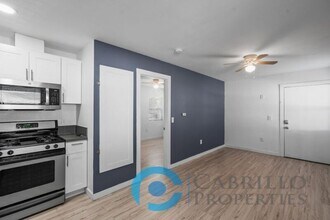 1307 Division St in Oceanside, CA - Building Photo - Building Photo