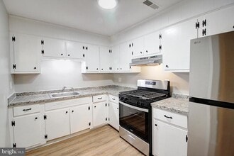 1599 N East St in Frederick, MD - Building Photo - Building Photo
