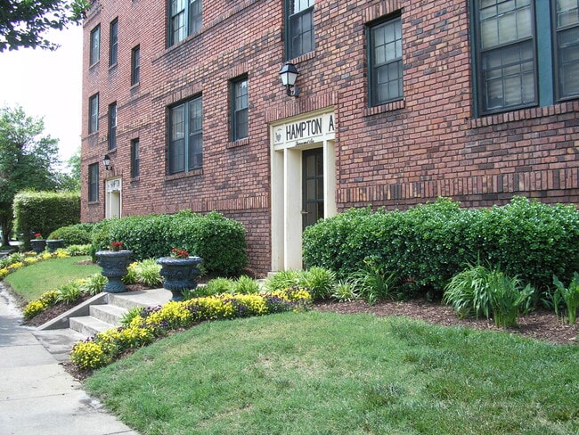 1008 Brandon Ave in Norfolk, VA - Building Photo - Building Photo