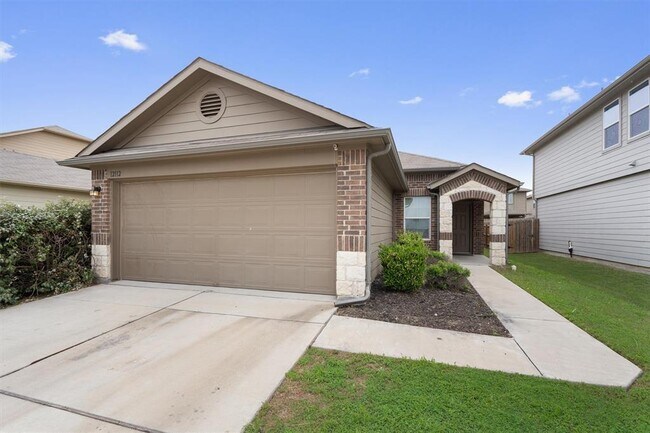 12112 Jamie Dr in Manor, TX - Building Photo - Building Photo