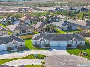 20 S Bay Hill Dr in Port Isabel, TX - Building Photo - Building Photo