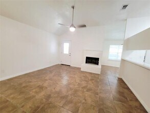 2614 Sherry St in Arlington, TX - Building Photo - Building Photo