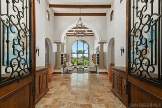 14778 El Rodeo Ct in Rancho Santa Fe, CA - Building Photo - Building Photo