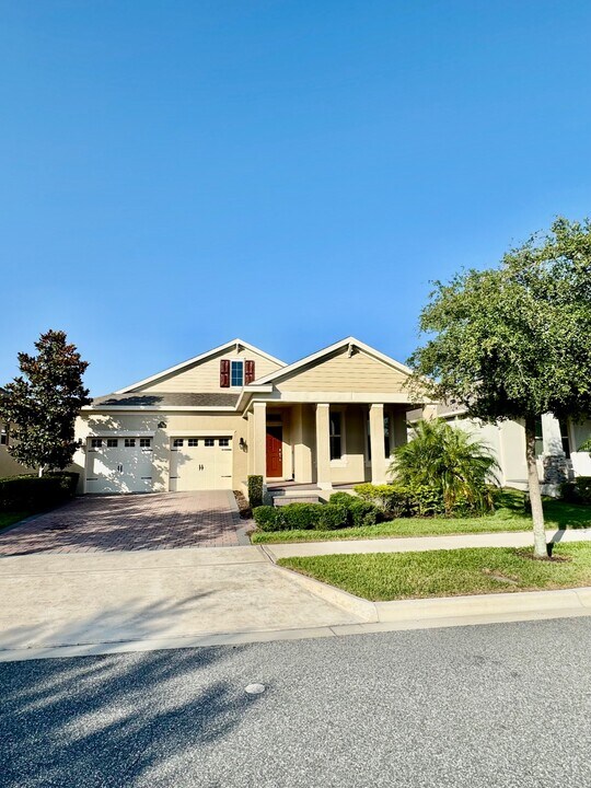 9537 Waterway Passage Dr in Winter Garden, FL - Foto de edificio