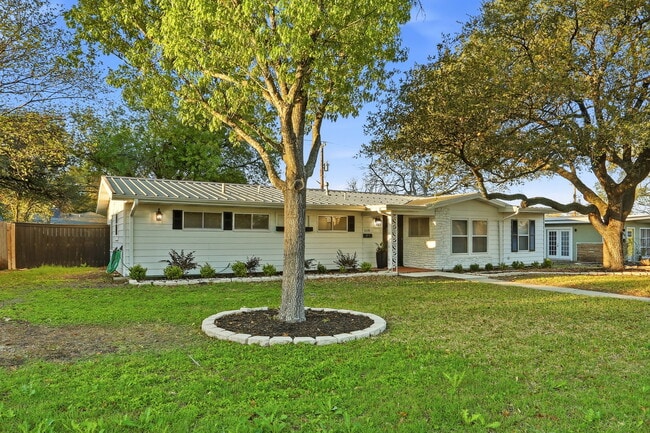 518 Brightwood Pl in San Antonio, TX - Building Photo - Building Photo