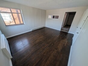 2500 Boudinot Ave in Cincinnati, OH - Building Photo - Building Photo