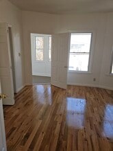 68 Llewellyn Ave, Unit 3 bedroom- unit 2 in West Orange, NJ - Building Photo - Building Photo