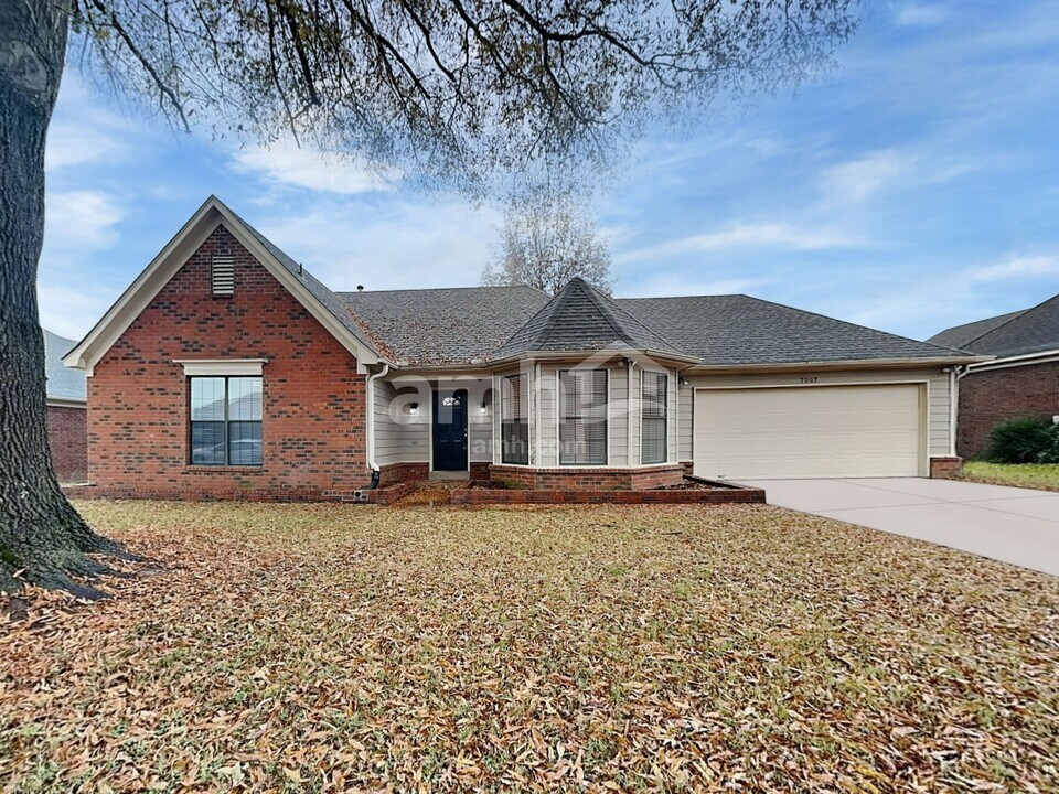 7007 Meadowlands Pl in Bartlett, TN - Building Photo