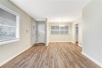 2304 Ousley Ct photo'