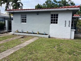 533 NE 67th St in Miami, FL - Building Photo