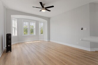1608 W Sherwin Ave in Chicago, IL - Building Photo - Building Photo