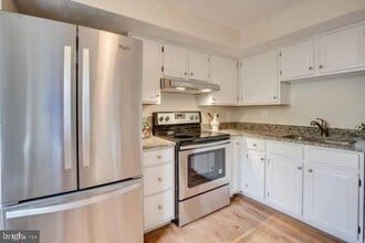 2025 N Glebe Rd in Arlington, VA - Building Photo - Building Photo