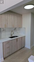 296 Saguenay Ave. in Oshawa, ON - Building Photo