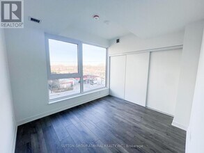 1007 The Queensway in Toronto, ON - Building Photo - Building Photo