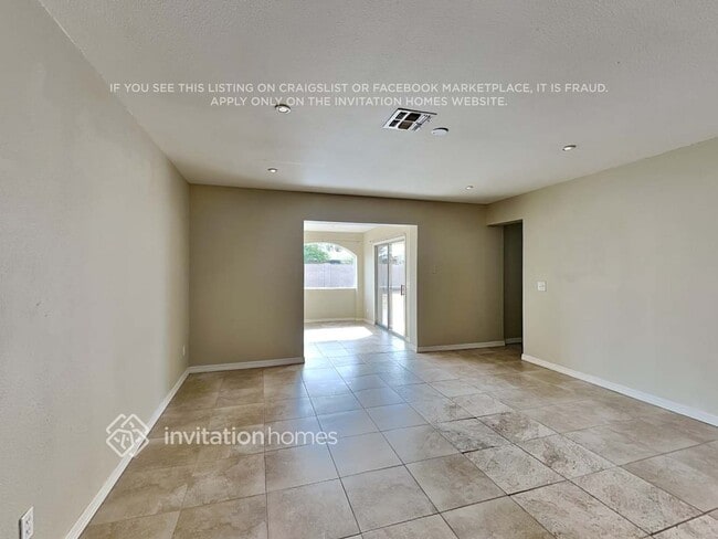 14609 N 36th St in Phoenix, AZ - Building Photo - Building Photo