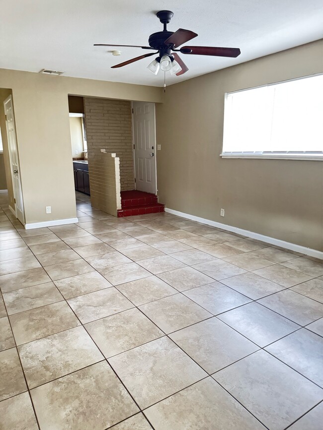 3007 Bobolink St in Victoria, TX - Building Photo - Building Photo