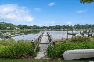 505 Bungalow Ln in Mattituck, NY - Building Photo - Building Photo