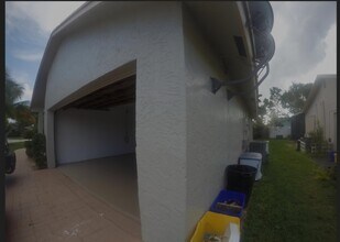 22761 SW 64th Way in Boca Raton, FL - Building Photo - Building Photo