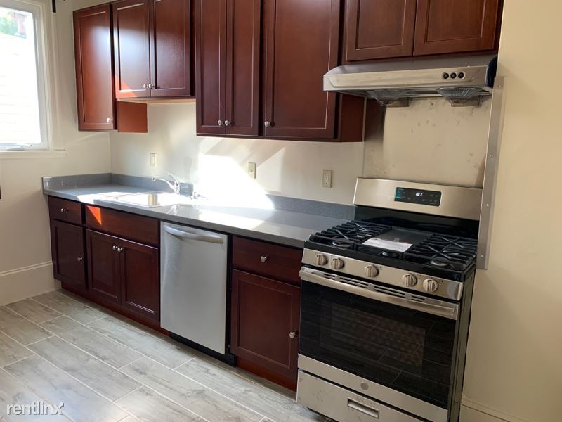 495 Elwood Ave in Oakland, CA - Building Photo