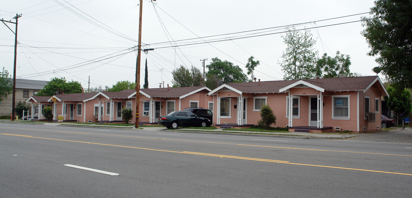 1007-1025 W 2nd St in San Bernardino, CA - Building Photo