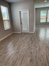 108 Flat Creek Ct in Georgetown, TX - Building Photo - Building Photo
