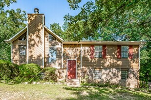 5823 Willow Crest Dr in Pinson, AL - Building Photo