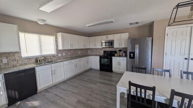 341 Aster Dr in Davenport, FL - Building Photo - Building Photo