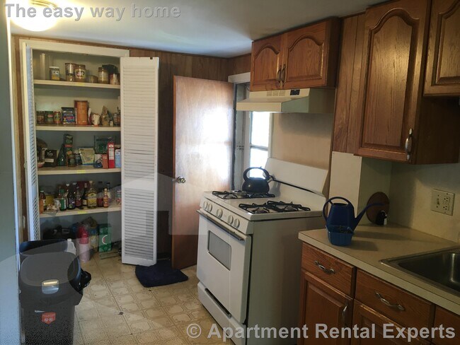 28 A Cherry St in Somerville, MA - Building Photo - Building Photo