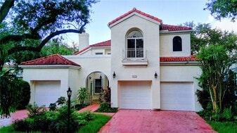 11151 Minneapolis Dr in Hollywood, FL - Building Photo