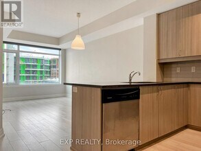8130-8130 Birchmount Rd in Markham, ON - Building Photo - Building Photo