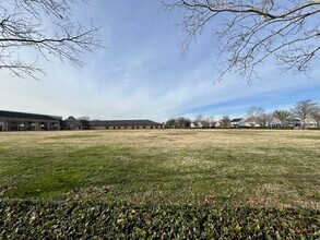 3020 Colonial Ave in Norfolk, VA - Building Photo - Building Photo