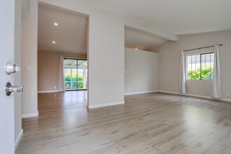 3560 Turquoise Ln in Oceanside, CA - Building Photo - Building Photo